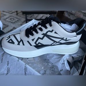 New in box: Karl Lagerfield Paris Dallas Logo Chunky Shoes, Size 9